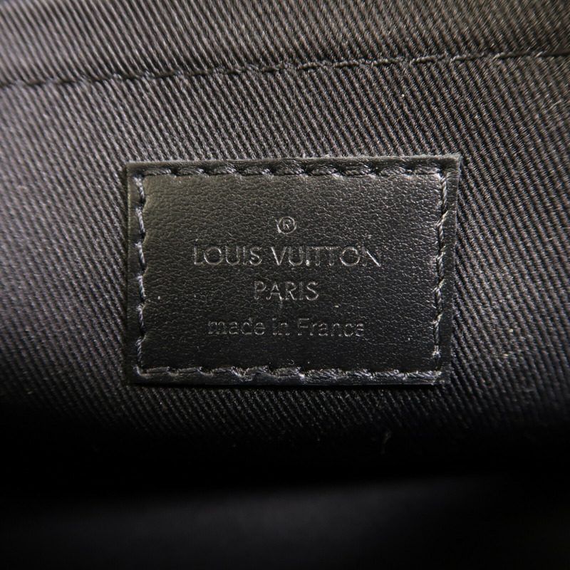 LOUIS VUITTON Monogram Taurillon Mini Soft Trunk肩背袋-13