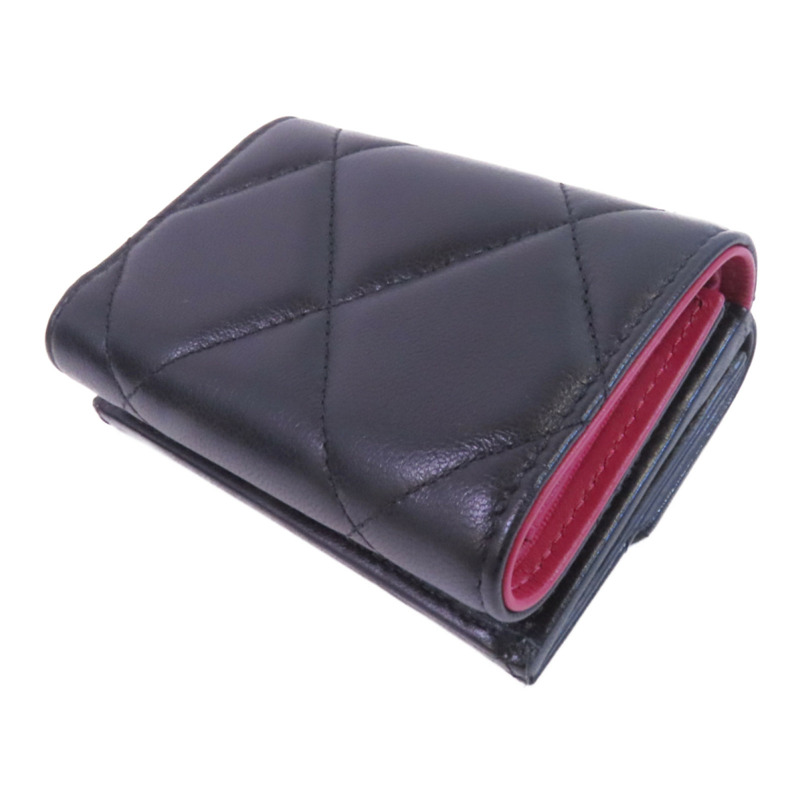 CHANEL 羊皮皮革C19 Wallet金扣錢包-3