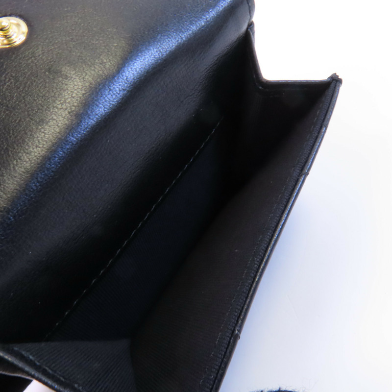 CHANEL 羊皮皮革C19 Wallet金扣錢包-10