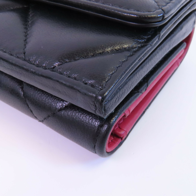 CHANEL 羊皮皮革C19 Wallet金扣錢包-12