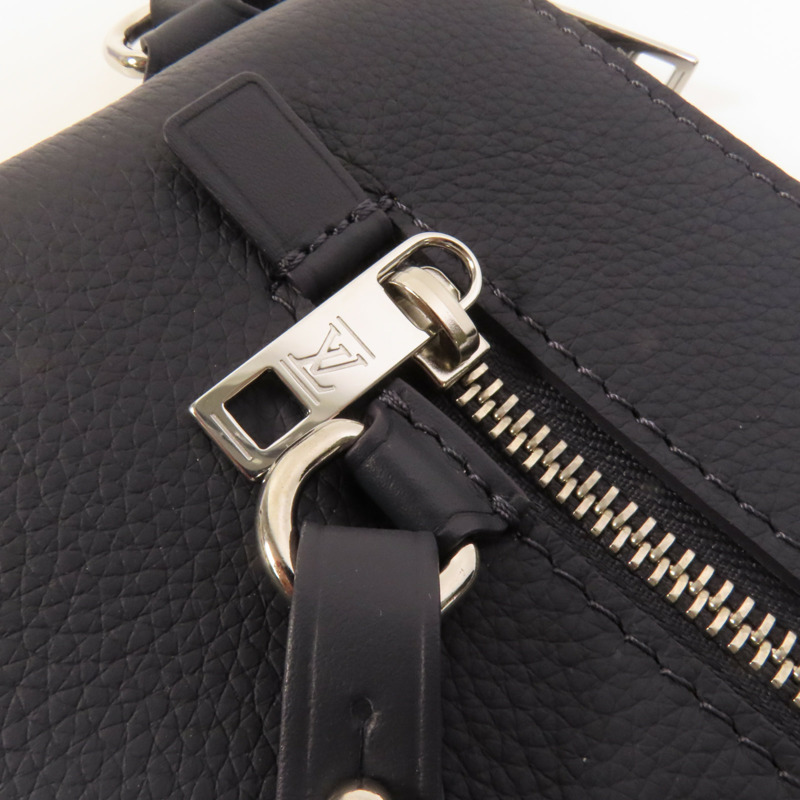 LOUIS VUITTON 牛皮皮革Takeoff Pouch銀扣手拿包-6