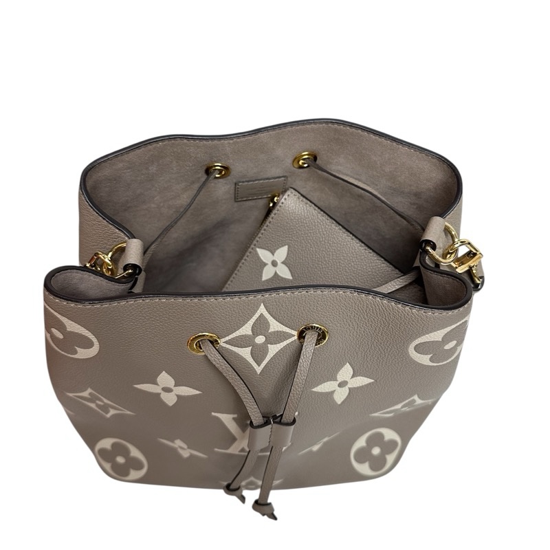 LV M45555 NéoNoé MM-8