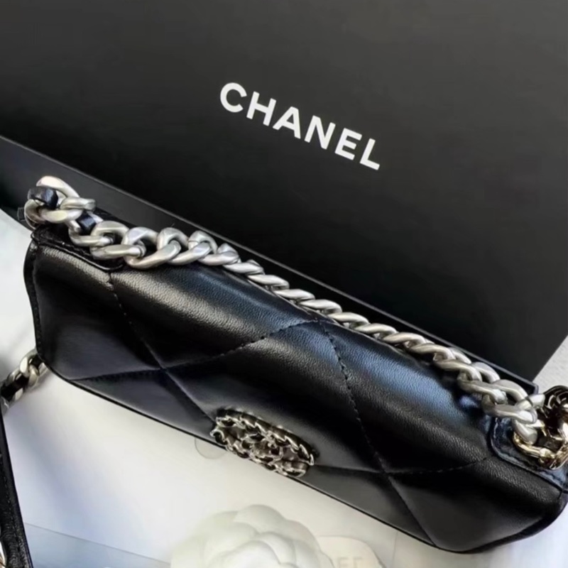 全新全配🈶購證 芯片款❤️ 香奈兒 #19bag #woc #黑銀 #mini-4