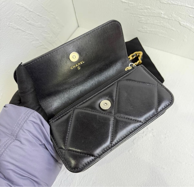 全新全配🈶購證 芯片款❤️ 香奈兒 #19bag #woc #黑銀 #mini-8