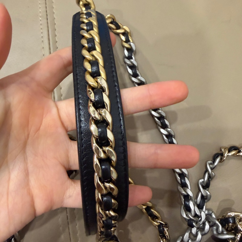 全配🈶購證 芯片款❤️ 香奈兒 #19bag #woc #黑銀 #mini-24