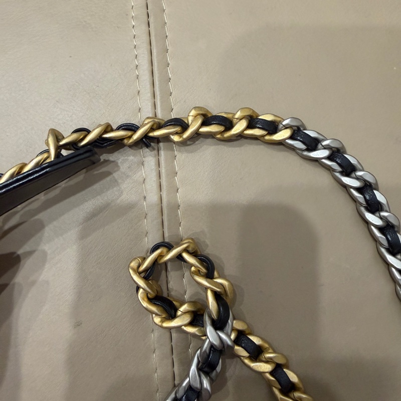 全配🈶購證 芯片款❤️ 香奈兒 #19bag #woc #黑銀 #mini-26