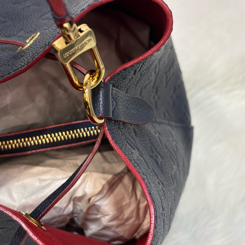 LV M45306 MM Nano Noé 荔枝皮 海軍藍 紅 雙色 水桶包 肩背包 側背包 斜背包 兩用包-17