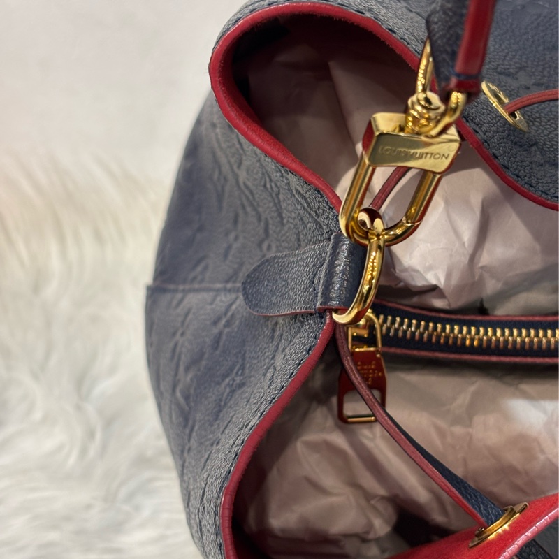 LV M45306 MM Nano Noé 荔枝皮 海軍藍 紅 雙色 水桶包 肩背包 側背包 斜背包 兩用包-18