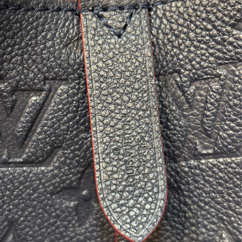 LV M45306 MM Nano Noé 荔枝皮 海軍藍 紅 雙色 水桶包 肩背包 側背包 斜背包 兩用包-24