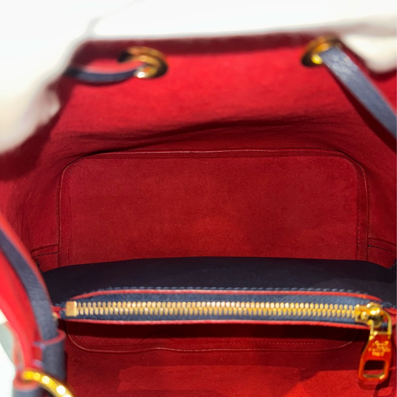LV M45306 MM Nano Noé 荔枝皮 海軍藍 紅 雙色 水桶包 肩背包 側背包 斜背包 兩用包-30