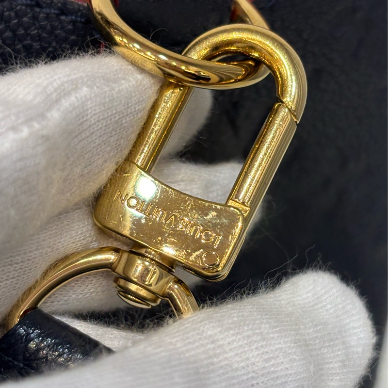 LV M45306 MM Nano Noé 荔枝皮 海軍藍 紅 雙色 水桶包 肩背包 側背包 斜背包 兩用包-35