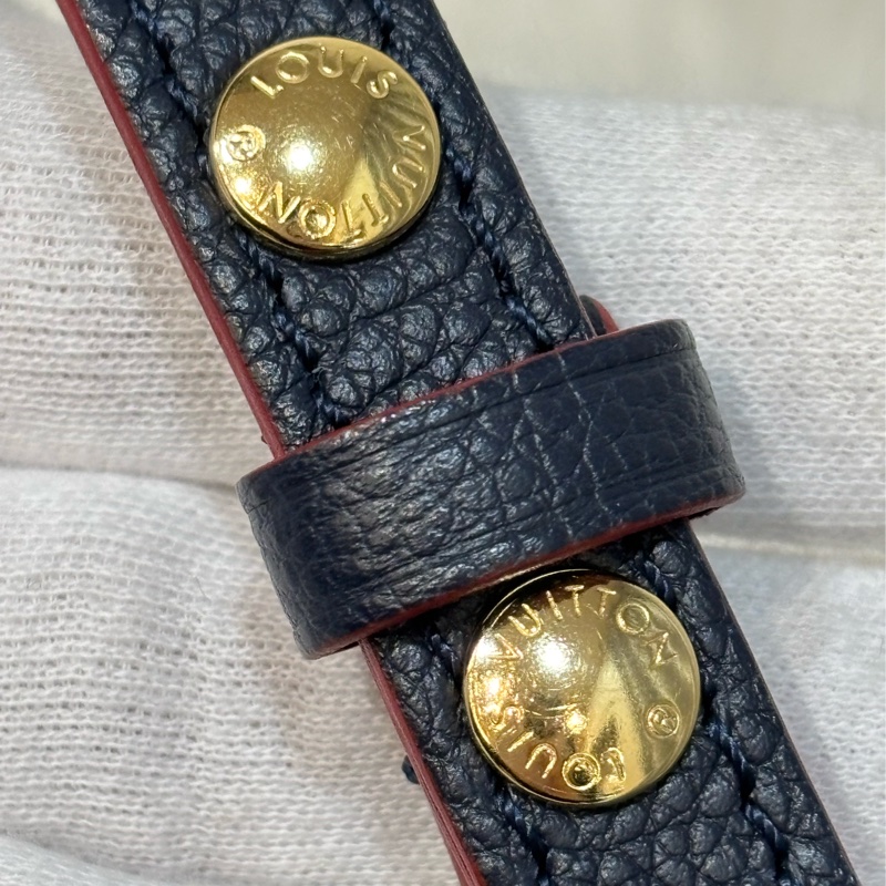 LV M45306 MM Nano Noé 荔枝皮 海軍藍 紅 雙色 水桶包 肩背包 側背包 斜背包 兩用包-36