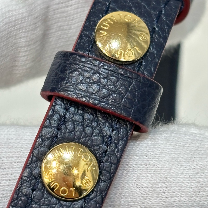 LV M45306 MM Nano Noé 荔枝皮 海軍藍 紅 雙色 水桶包 肩背包 側背包 斜背包 兩用包-38