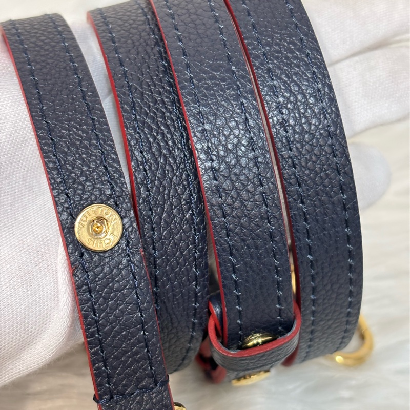 LV M45306 MM Nano Noé 荔枝皮 海軍藍 紅 雙色 水桶包 肩背包 側背包 斜背包 兩用包-46