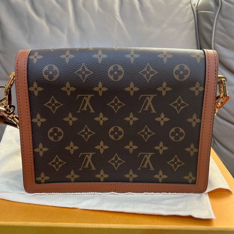Lv路易威登 達芙妮中號 芯片款 成色好-9