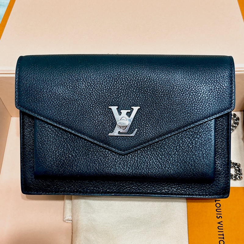 Louis Vuitton Pochette My Lockme LV鏈包  黑 Lockme 鏈條手拿包-1