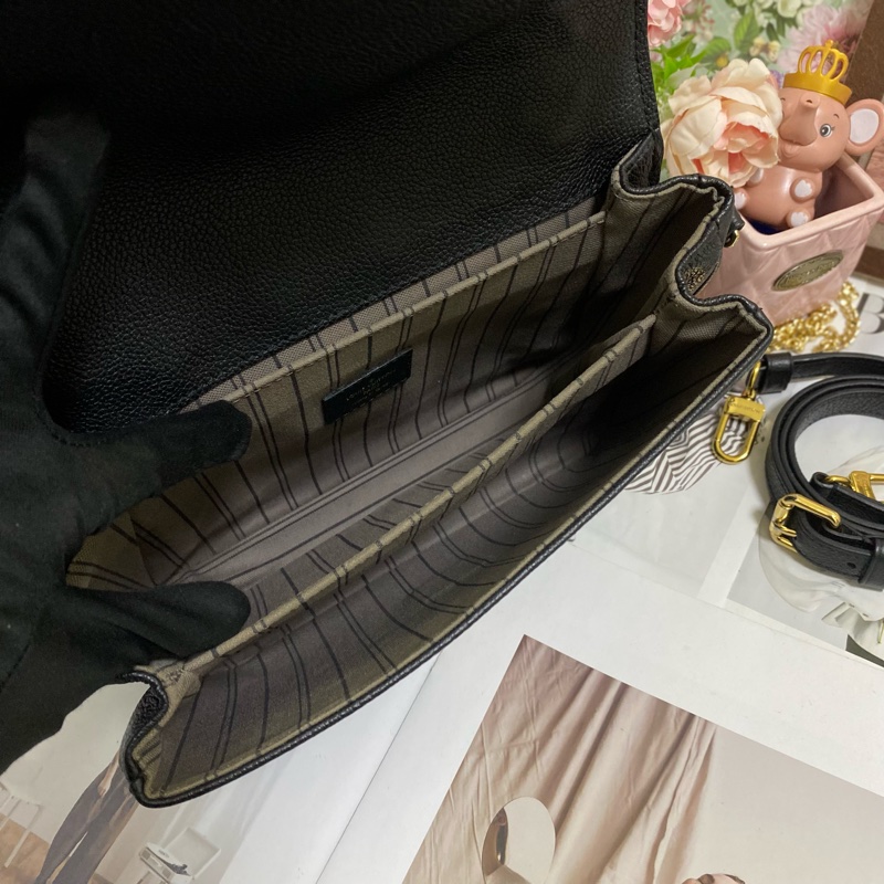 LV POCHETTE METIS 牛皮黑壓紋郵差包🏅-19