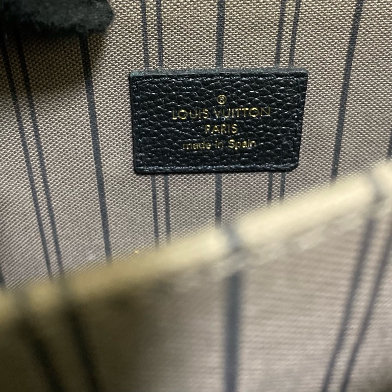 LV POCHETTE METIS 牛皮黑壓紋郵差包🏅-20