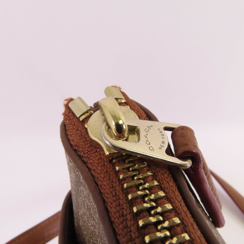 COACH 塗層帆布Shoulder Bag金扣肩背袋-10