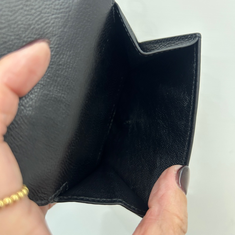 Balenciaga 黑牛皮前釦零錢袋後三折三卡短夾-10
