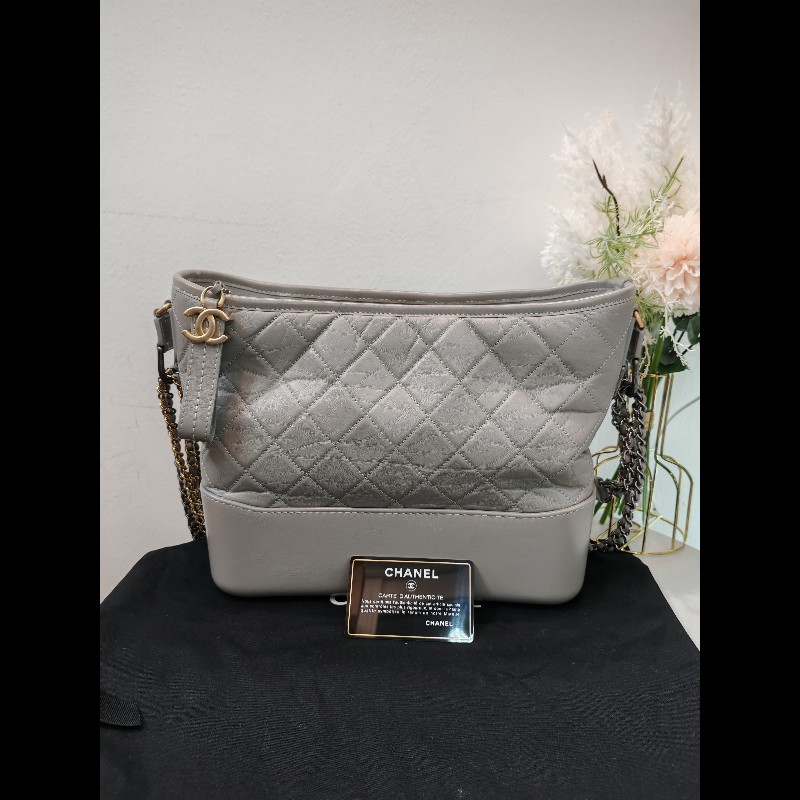 Chanel Gabrielle medium 
Grey-0