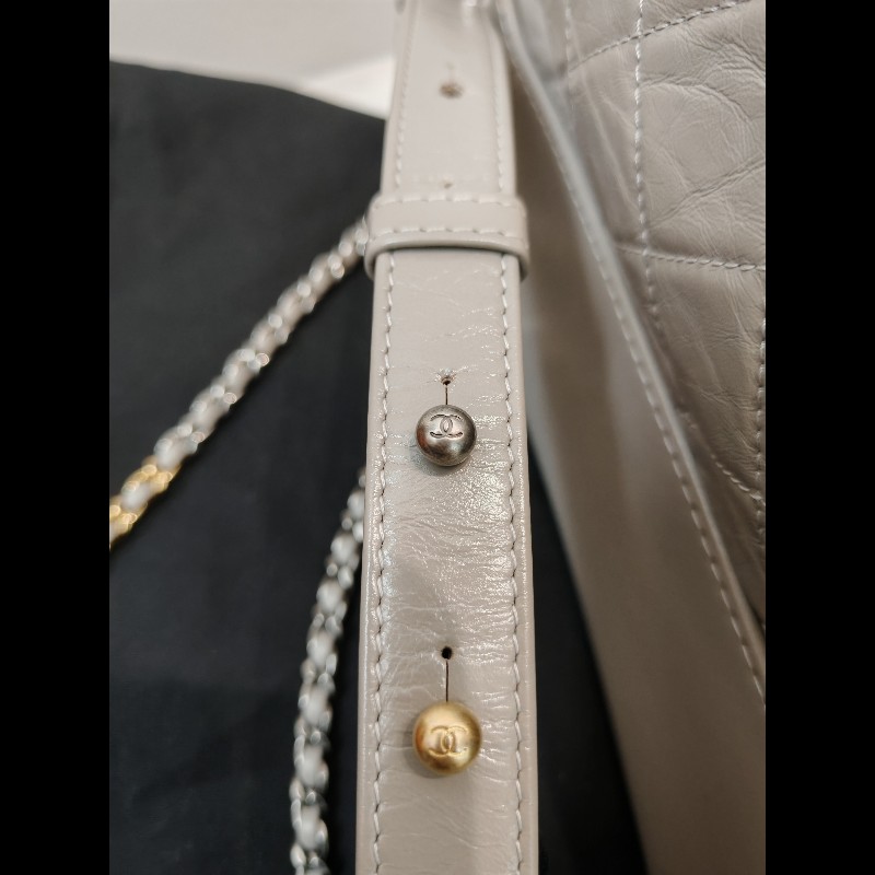 Chanel Gabrielle medium 
Grey-16