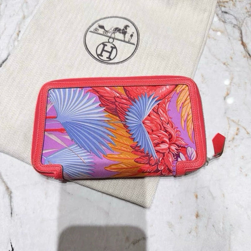 Hermès 愛馬仕 絲巾印花拼皮 拉鍊長夾／護照夾｜龍蝦粉-4