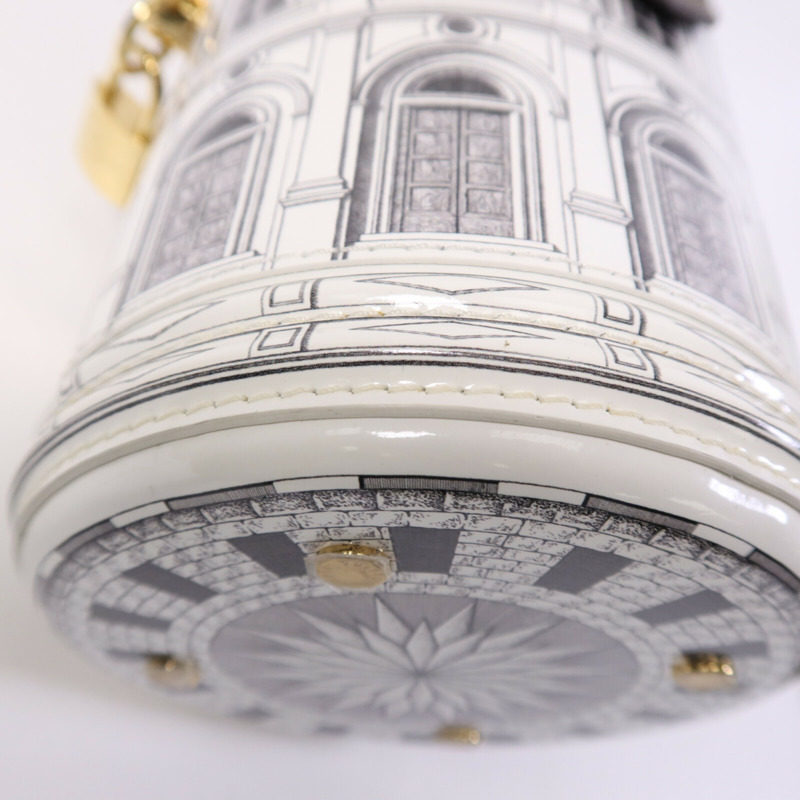 LOUIS VUITTON PVC Fornasetti Cannes金扣肩背袋-10