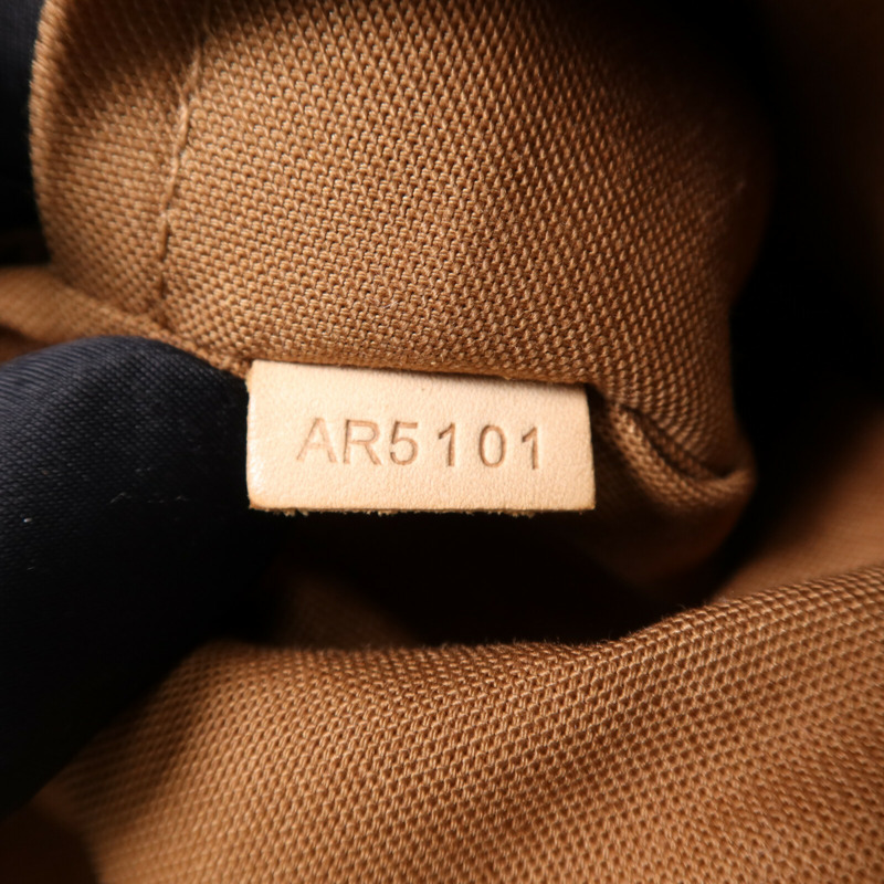 LOUIS VUITTON Monogram Trotteur Beaubourg金扣肩背袋-7