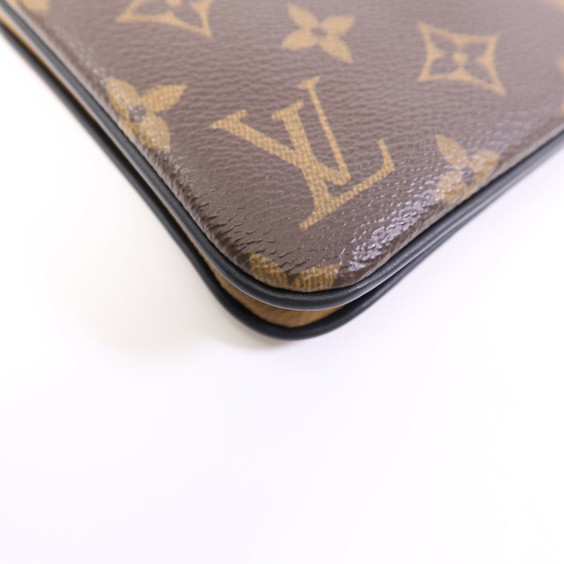 LOUIS VUITTON Monogram Giant Reverse Double Zip Pochette金扣肩背袋-12