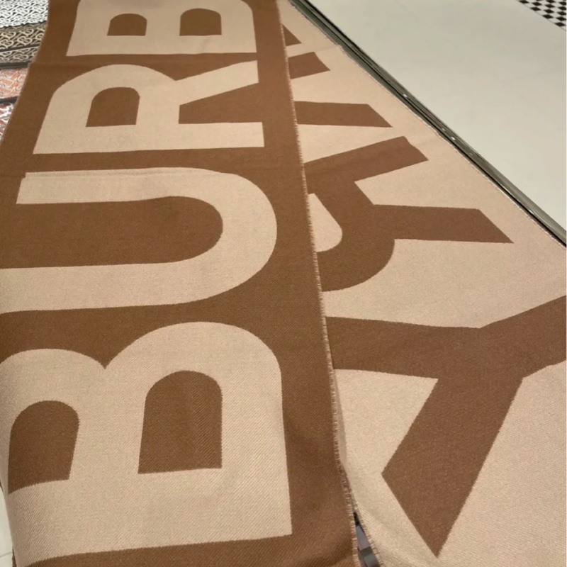 Burberry 字母雙色羊毛圍巾-5