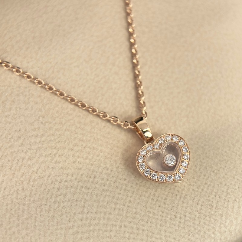 全套❤️Chopard Happy Hearts
心形鑽石18k玫瑰金項鍊-1