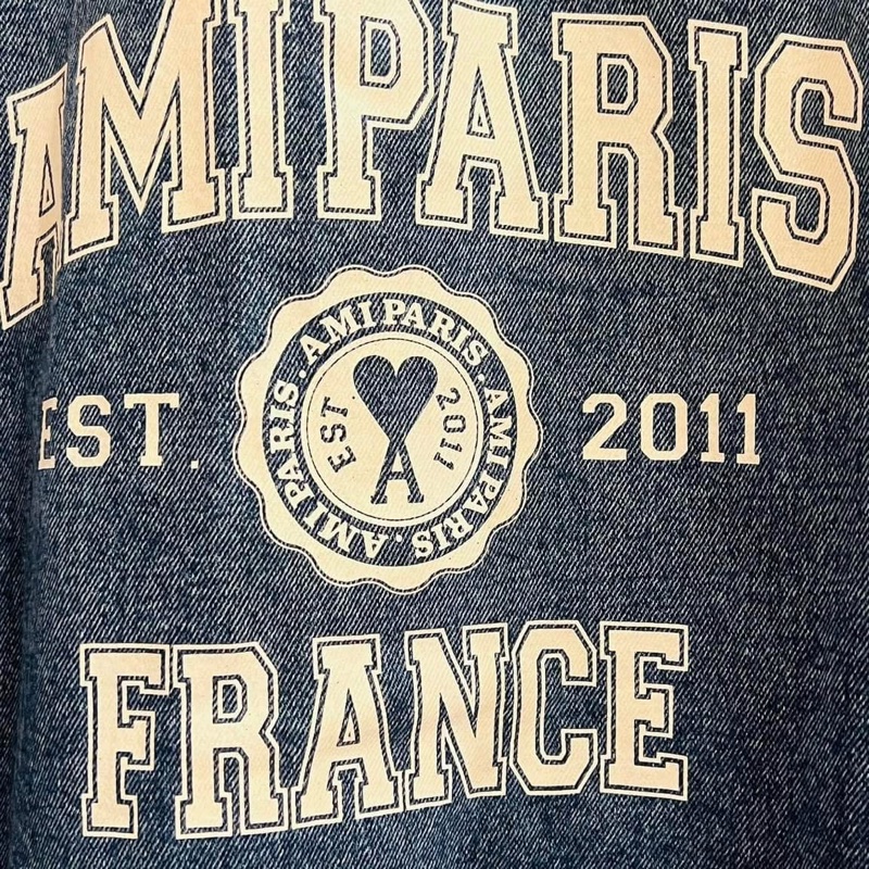 AMI 丹寧長版下半身失蹤學院風外套-13