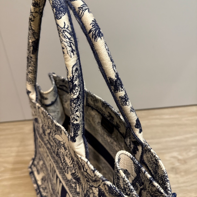 DIOR BOOK TOTE 中型托特包 動物園款-10