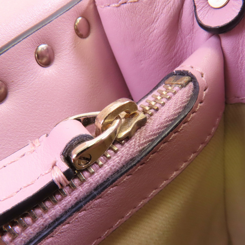 Valentino 牛皮皮革Rock Studs金扣手挽肩背兩用袋-18