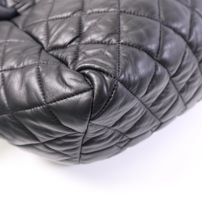 CHANEL 牛皮皮革Coco Cocoon銀扣手挽袋-11