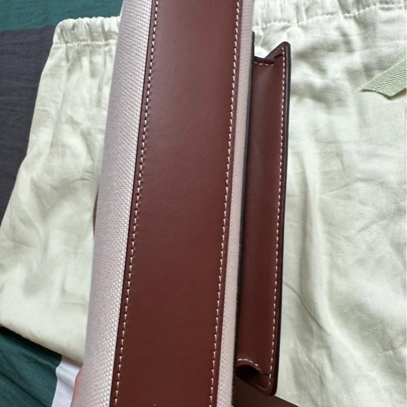 Burberry 迷你pocket口袋包-2