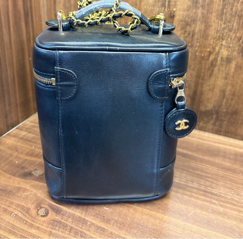 Chanel 黑色化妝箱包-2