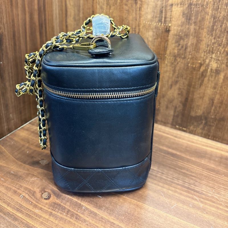 Chanel 黑色化妝箱包-3