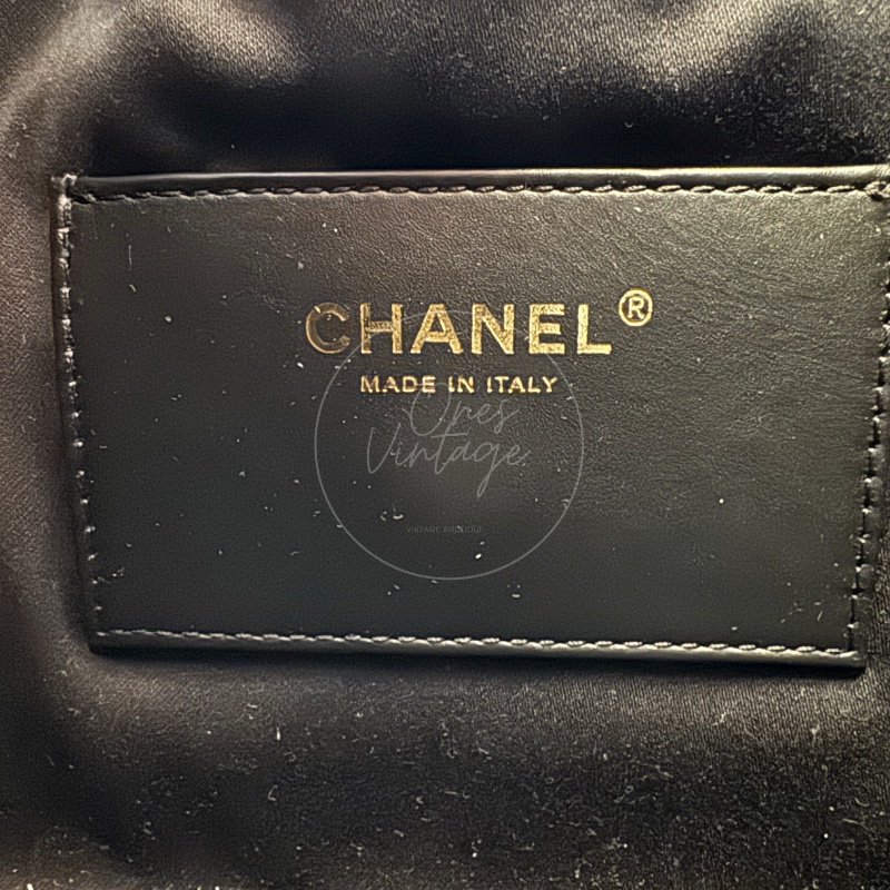 [Unused] Chanel 25 Small Black Denim Handbag-17