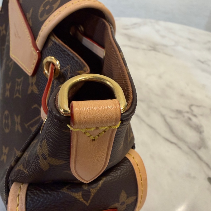 LV 原花金釦Odyssee束口肩斜背包M25085-8