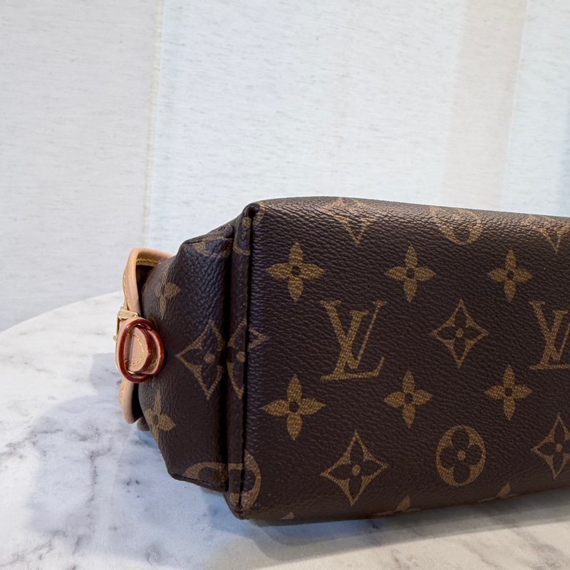 LV 原花金釦Odyssee束口肩斜背包M25085-10