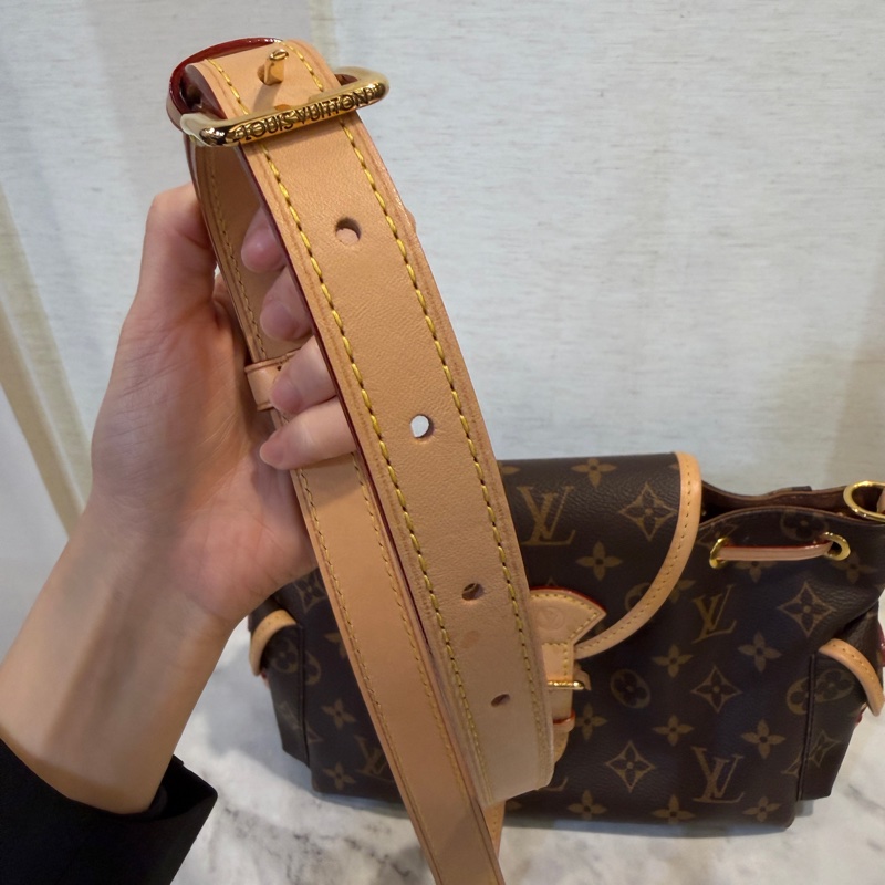 LV 原花金釦Odyssee束口肩斜背包M25085-20