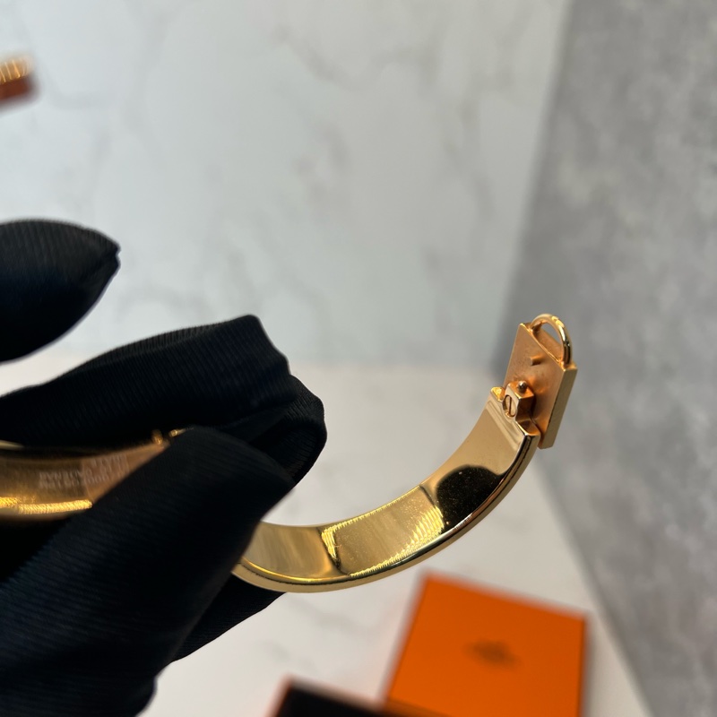 💗香緹國際精品💗 Hermes Clic 鎖頭手環 白金色 保存良好-7