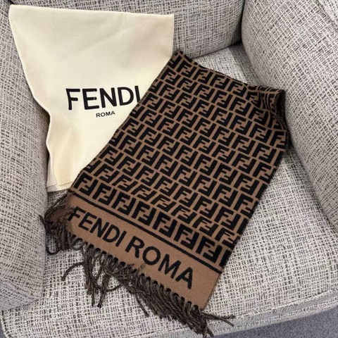促銷品2026 春夏 Fendi 爆款圍巾
