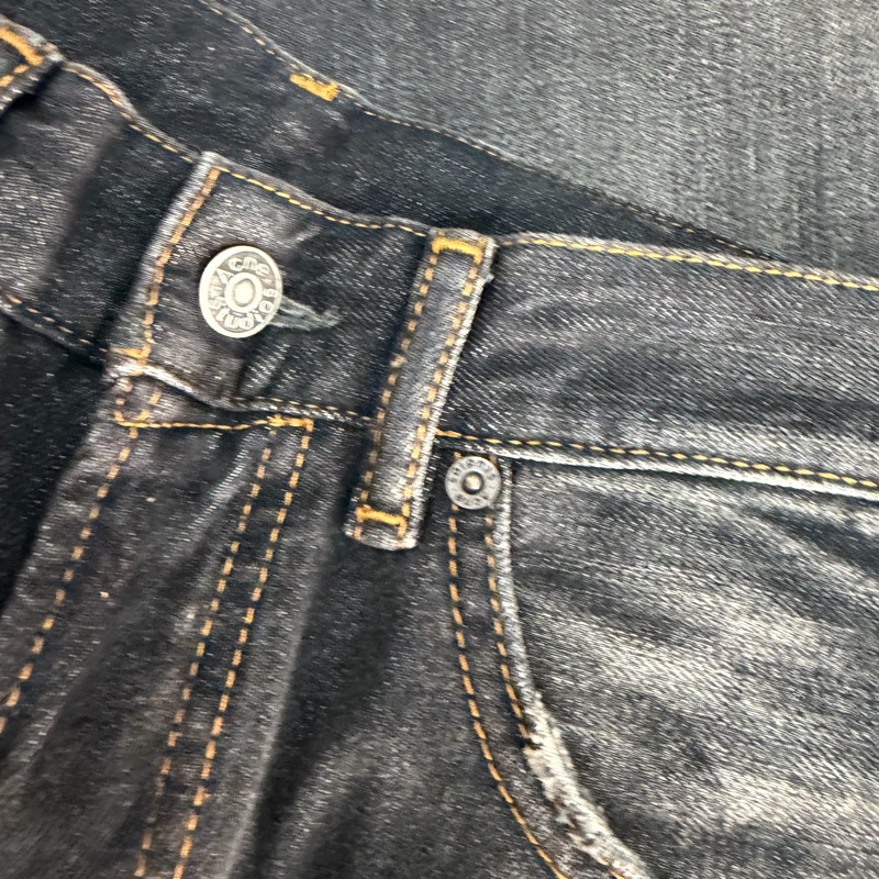 Acne Studios 2026春夏貨 女款 2021F 黑色塗鴉寬鬆牛仔褲-2