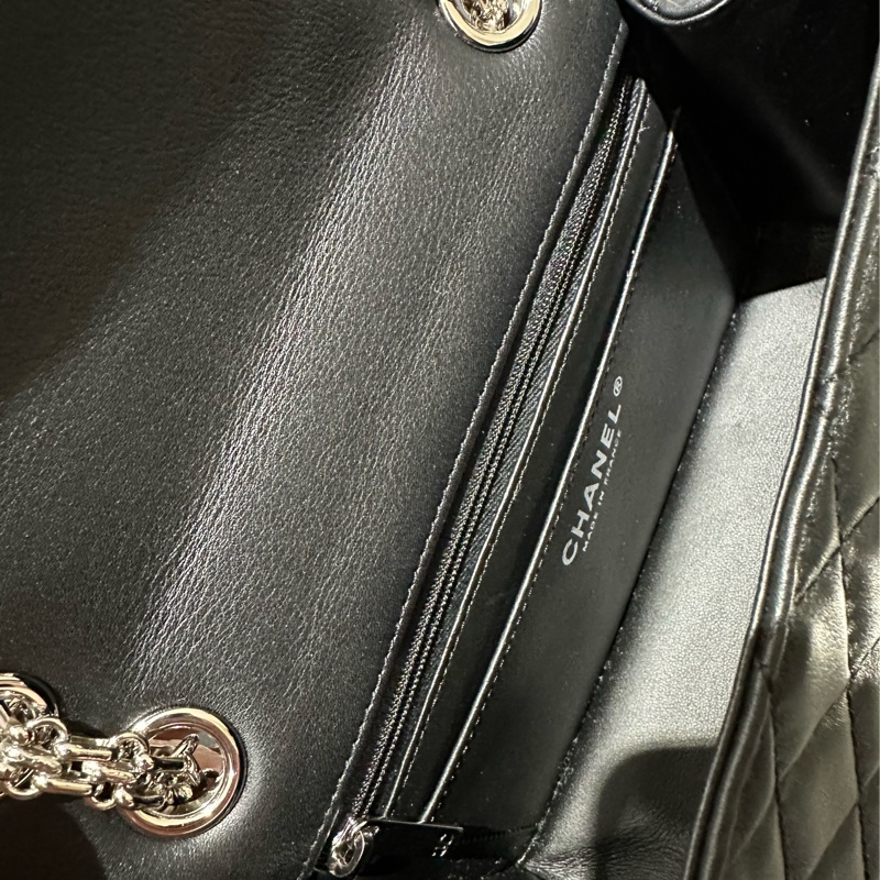 Chanel 2.55 mini 牛皮黑銀 晶片款-4