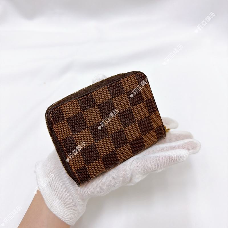 莉亞精品♡LV 棋盤格ㄇ拉零錢包 二手美品-1