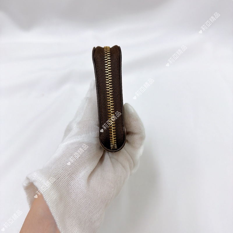 莉亞精品♡LV 棋盤格ㄇ拉零錢包 二手美品-2