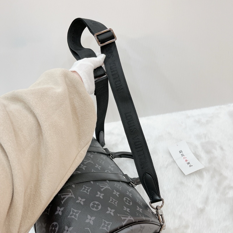 莉亞精品♡LV M46655 Keepall 35 二手-14